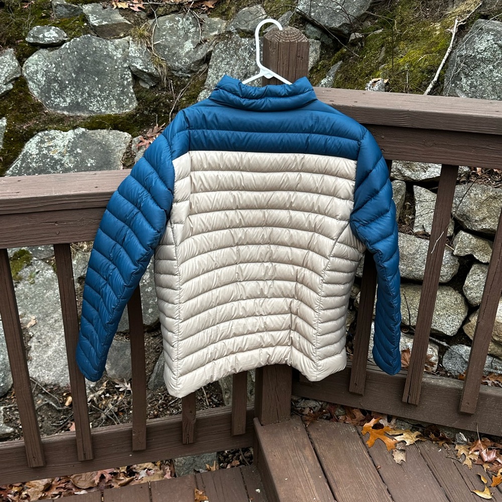 Patagonia Down sweater XL - Picture 2 of 5